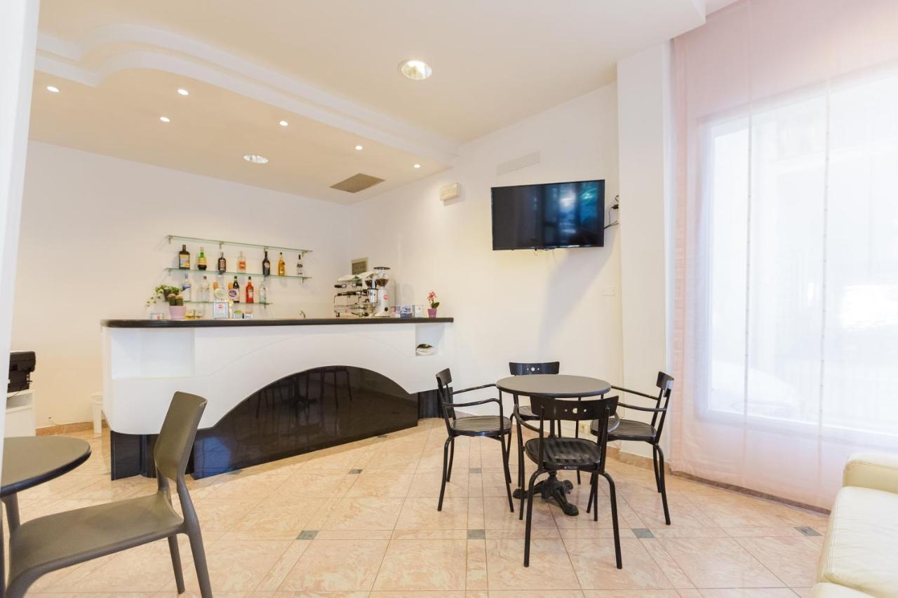 Hotel Altamarea Misano Adriatico Exteriér fotografie