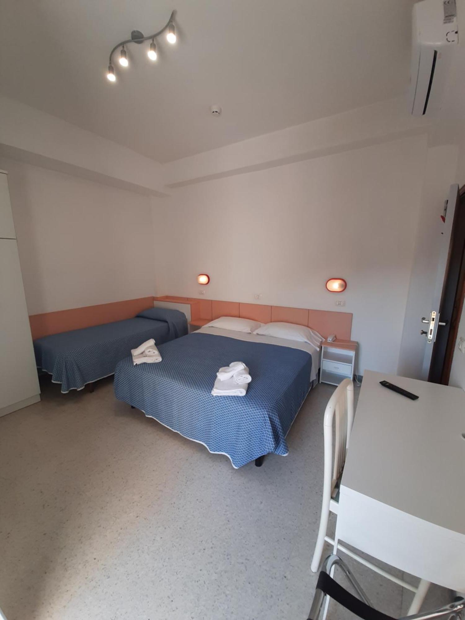 Hotel Altamarea Misano Adriatico Exteriér fotografie